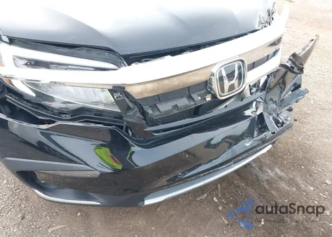 2020 Honda Pilot Awd Touring 8 Passenger z USA, uszkodzony, nr VIN 5FNYF6H95LB003568